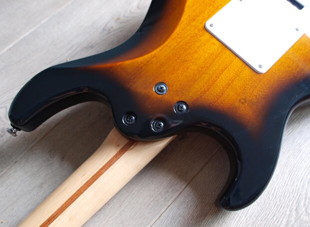 Cort G110 e-gitaarpakket Tobacco sunburst met Cort CM15 combo versterker