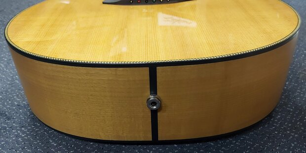Breedlove Oregon D26E, dreadnought, inclusief luxe koffer