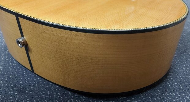 Breedlove Oregon D26E, dreadnought, inclusief luxe koffer