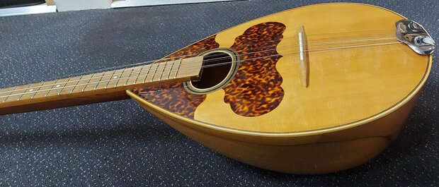VGS Griekse bolbuik bouzouki