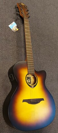 Lâg Tramontane T70 Auditorium met cutaway, electro-akoestisch, Brownburst