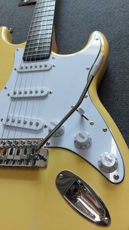 Eko S300CRM Strat, Cream e-gitaarpakket