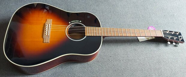 Tanglewood Sundance Historic Sloped Shoulder