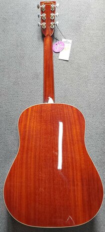 Tanglewood Sundance Historic Sloped Shoulder