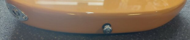 Sire Basses D5+ Series Marcus Miller basgitaar, Butterscotch Blonde