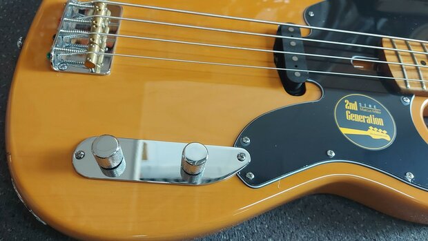 Sire Basses D5+ Series Marcus Miller basgitaar, Butterscotch Blonde