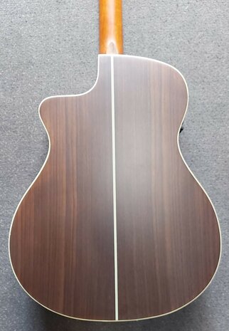 WALDEN Folkgitaar G800CE, Grand Auditorium Cut, massief, gesatineerd, EQ, electro-akoestisch met gigbag