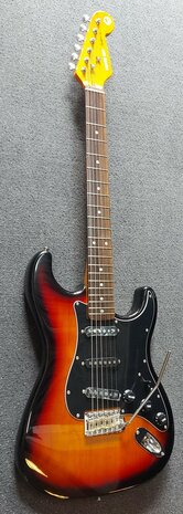 London City Spitfire MKII, Tobacco Sunburst met zwarte slagplaat 