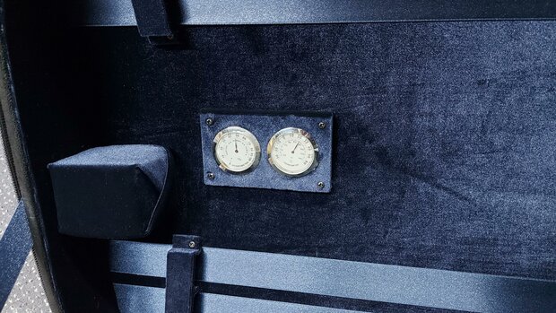 Vioolkoffer voor 2 violen 4/4, 4 strijkstokken, beharing, met 2 hygrometers