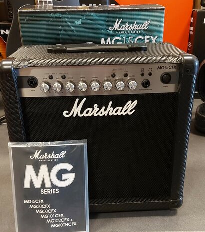 Marshall MG15CFX 15 Watt 1x8 inch gitaarversterker combo met chorus, flanger, delay, enz