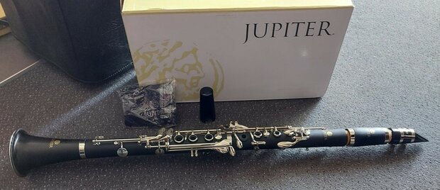 Jupiter Bes Klarinet JCL637N Böhm-systeem met koffer