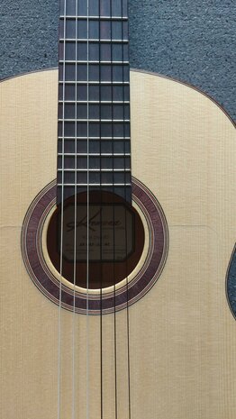 Kremona Rosa Diva RD flamenco gitaar met luxe koffer