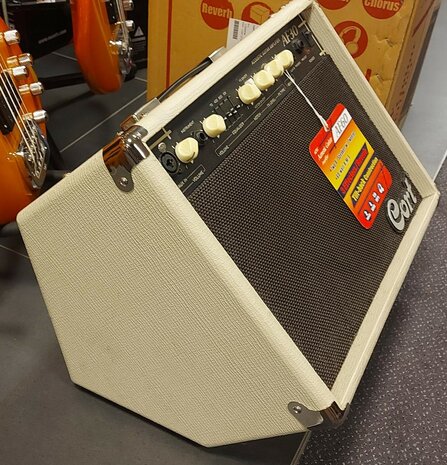 Cort AF30 Akoestische Versterker