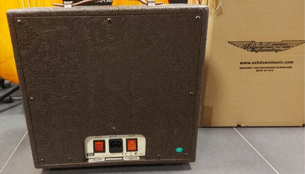 Ashdown Woodsman Classic, 40W akoestische gitaarversterker