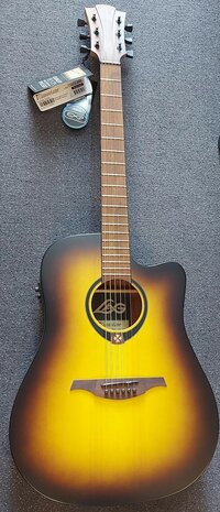 Lâg Tramontane T70 Dreadnought Brownburst, electro-akoestisch
