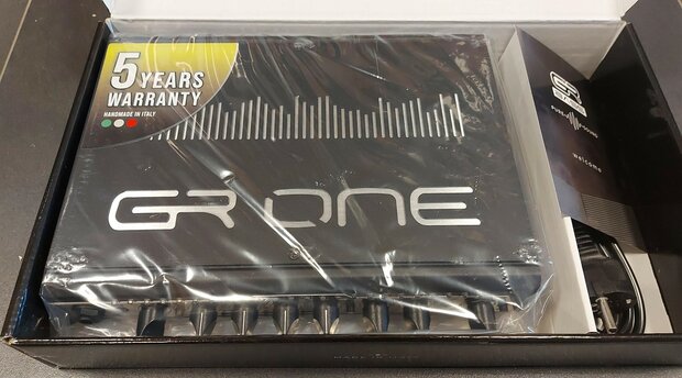 GR Bass One800  versterker 800W head