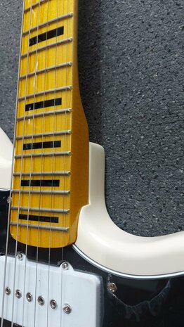 G&L Tribute Doheny Olympic White