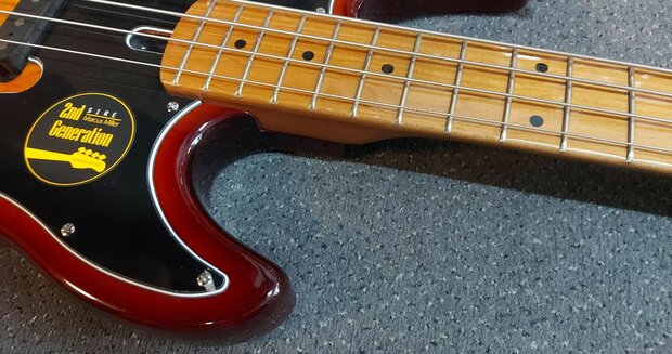 Sire Basses D5+ Series Marcus Miller basgitaar, Tobacco Sunburst