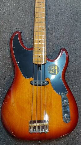 Sire Basses D5+ Series Marcus Miller basgitaar, Tobacco Sunburst