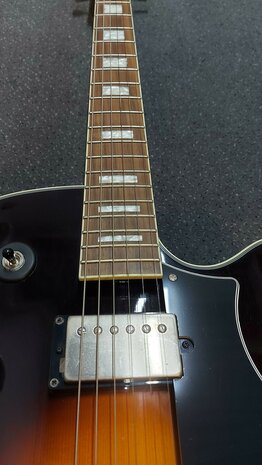 Cort Yorktown BV met Bigsby Vibrato