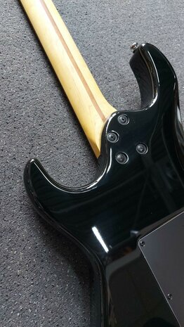 Cort Strat model G250DX, HSS Zwart