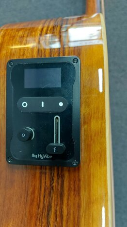 Lâg Tramontane Hyvibe 20 Glossy, Smart Guitar 