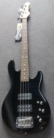 G&L Tribute L2000 Black RW, nu met stevige G&L hoes