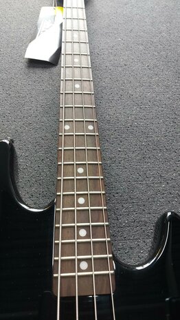 G&L Tribute L2000 Black RW, nu met stevige G&L hoes