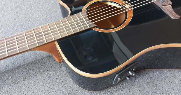L&acirc;g T100DCE Tramontane dreadnought met element, zwart