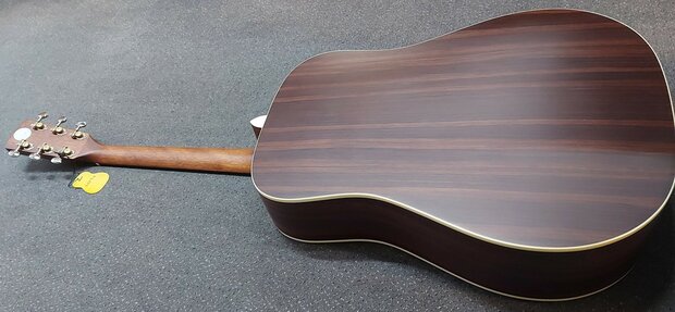 Cort Earth 80NS akoestische dreadnought gitaar