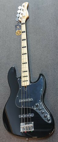 Sire Marcus Miller V7 Vintage alder 4-string bass guitar black