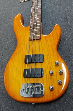 G&L Tribute M2000 Honeyburst RW, nu met stevige G&L gigbag