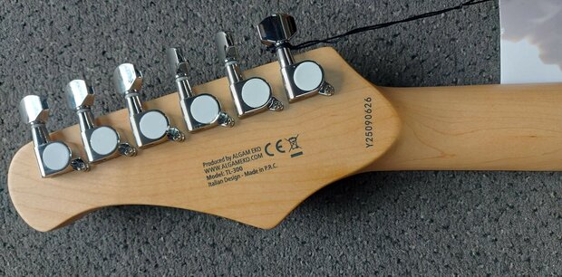 EKO Telecaster model Tribute T300 Black