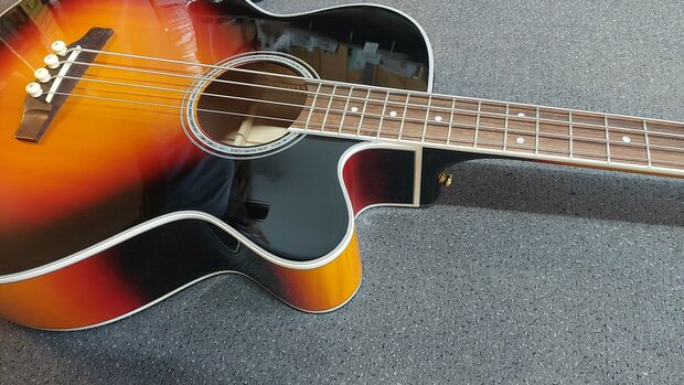 Takamine GB72CEBSB electro-akoestische basgitaar Brown Sunburst