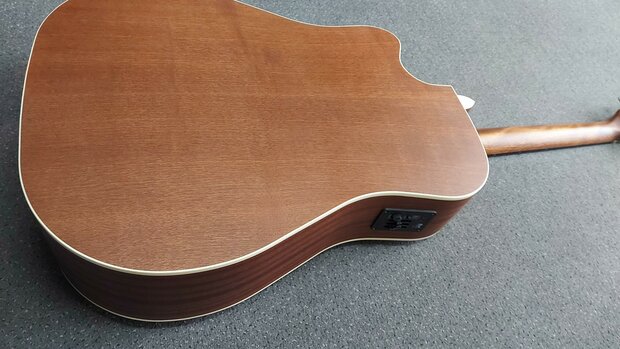 Cort Folkgitaar MR500E, electro akoestisch