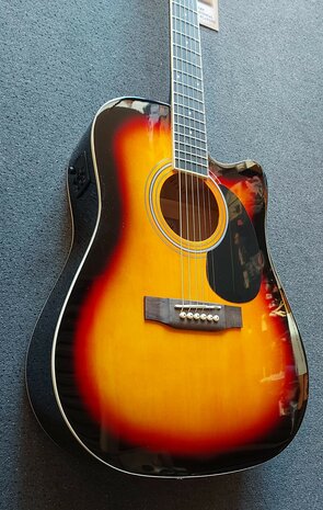 Nashville by Richwood, Dreadnought electro-akoestische gitaar, sunburst met dikke hoes
