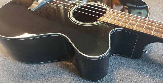 Takamine GB30CEBLK electro-akoestische basgitaar Black