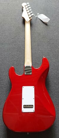 G&L Legacy Candy Apple Red RW, matching headstock