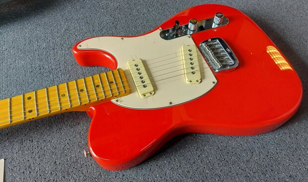 G&L Asat Special Fullerton Red MP Tgn Creme USA