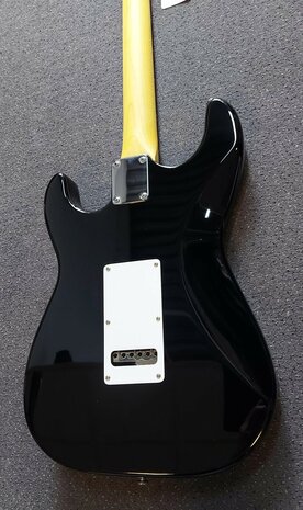 G&L Tribute Legacy Standard, 3-tone Sunburst