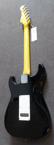 G&L Tribute Legacy Standard, 3-tone Sunburst