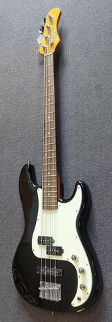 EKO PJ-model basgitaar, nu met baspakket