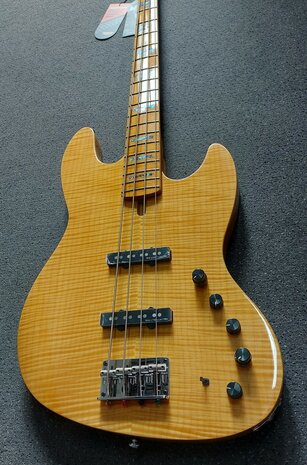 Sire Basses V10+ S4/NT Series Marcus Miller basgitaar
