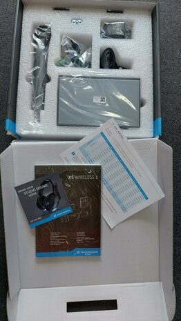 Sennheiser XSW1825 Series vocal system with dynamic cardioid e825 microphone voor Nederland