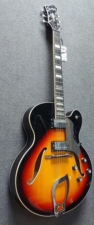 Hagstrom HJ800 hollowbody 3-tone sunburst