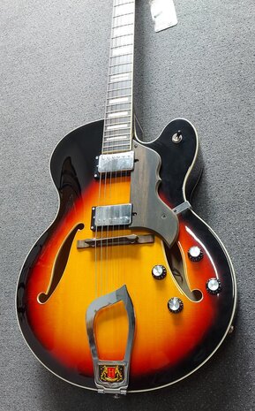 Hagstrom HJ800 hollowbody 3-tone sunburst