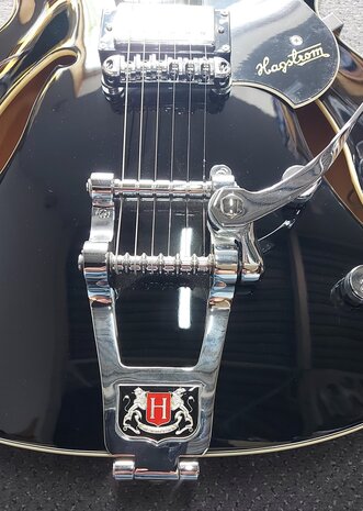Hagstrom Tremar Viking DeLuxe Black