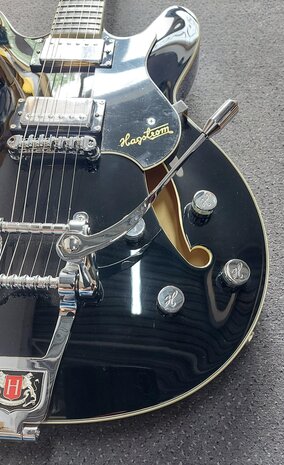 Hagstrom Tremar Viking DeLuxe Black