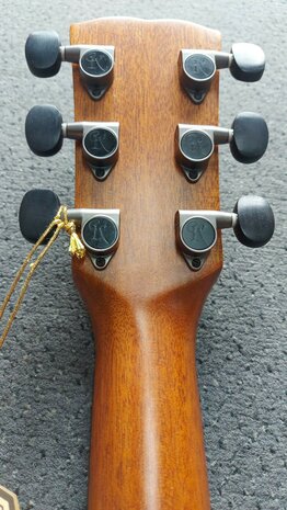 Kremona steelstring gitaar R 30 dreadnought