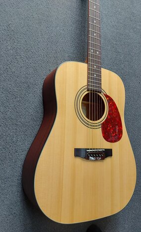 CORT Earth Open Pore startersset met div accessoires waaronder een zwarte gigbag
